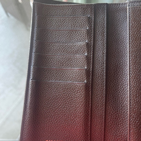 EUC!!! Classic Flap Wallet Crossbody Bag Quilted Caviar Mini - Picture 7 of 12